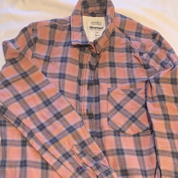 Boyfriend Fit Flannel - Picture 3 of 4